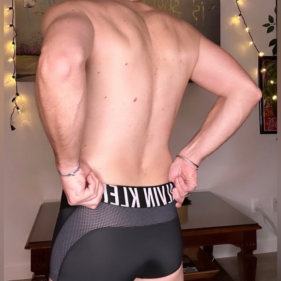 Calvin Klein | Intense Power Sport Low Rise Trunk in Black (Small) - Picture 13 of 16